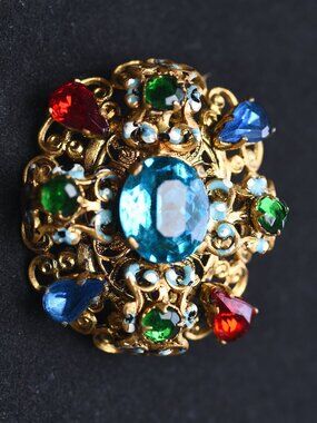 Antique Art Deco 1920’s Gold-Toned Filigree Brooch Pin Colored Rhinestones Czech